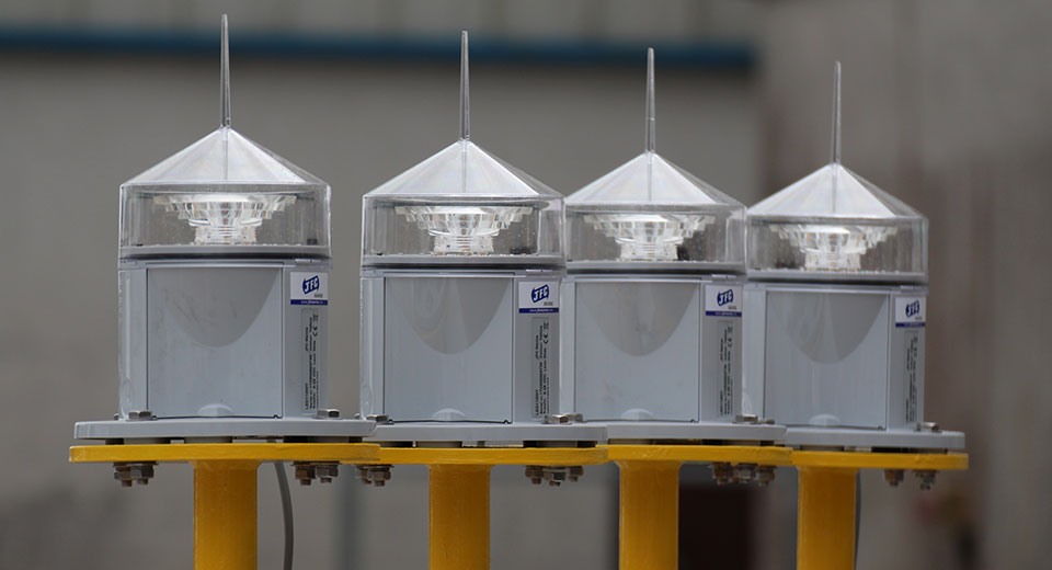 1-4NM LED Marine Lanterns