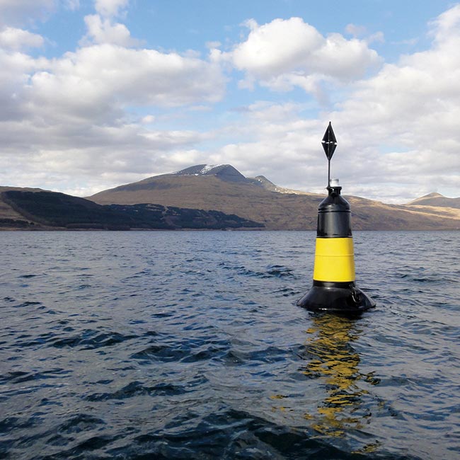 JFC_MARINE_NAV02_Yellow_Black_In_Use